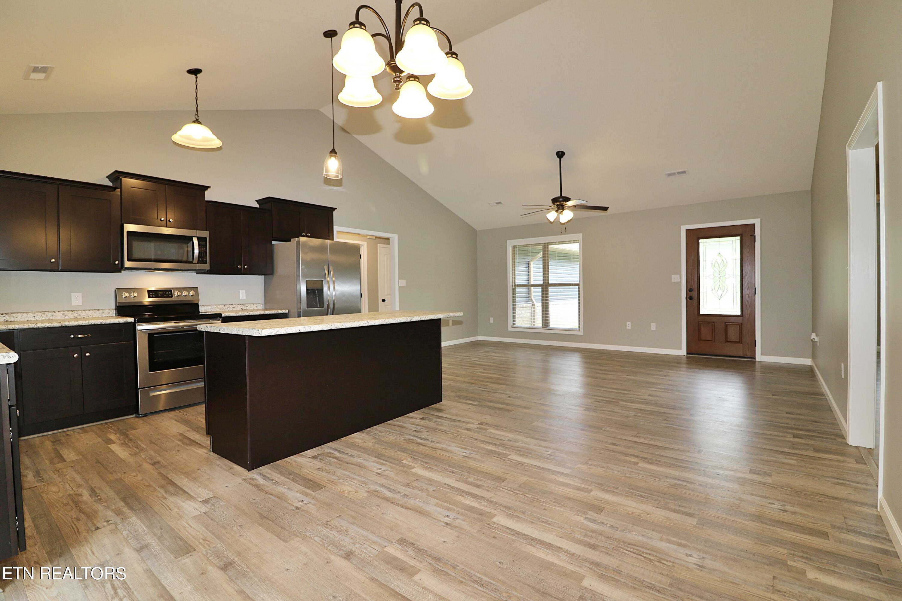 270 Kayla Lane Oneida, TN 37841 - Photo 22 of 56 094A4333