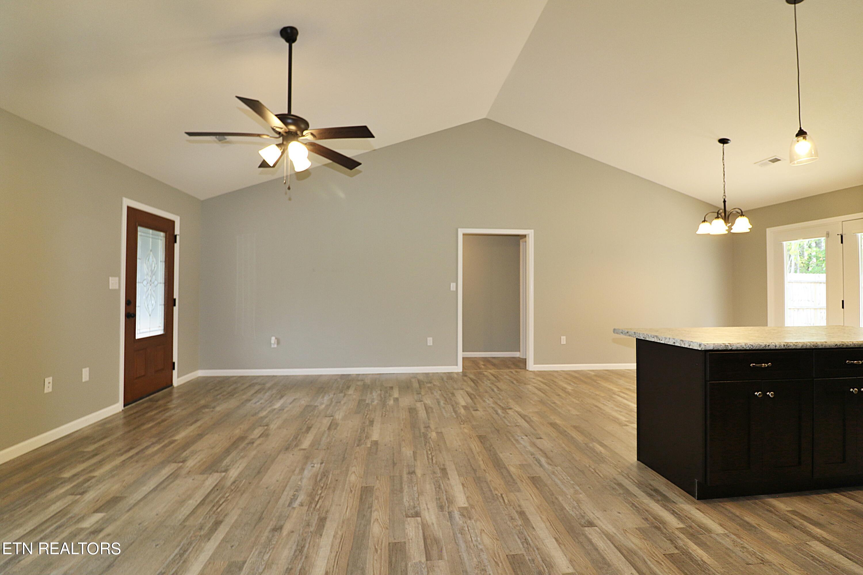 270 Kayla Lane Oneida, TN 37841 - Photo 23 of 56 094A4345