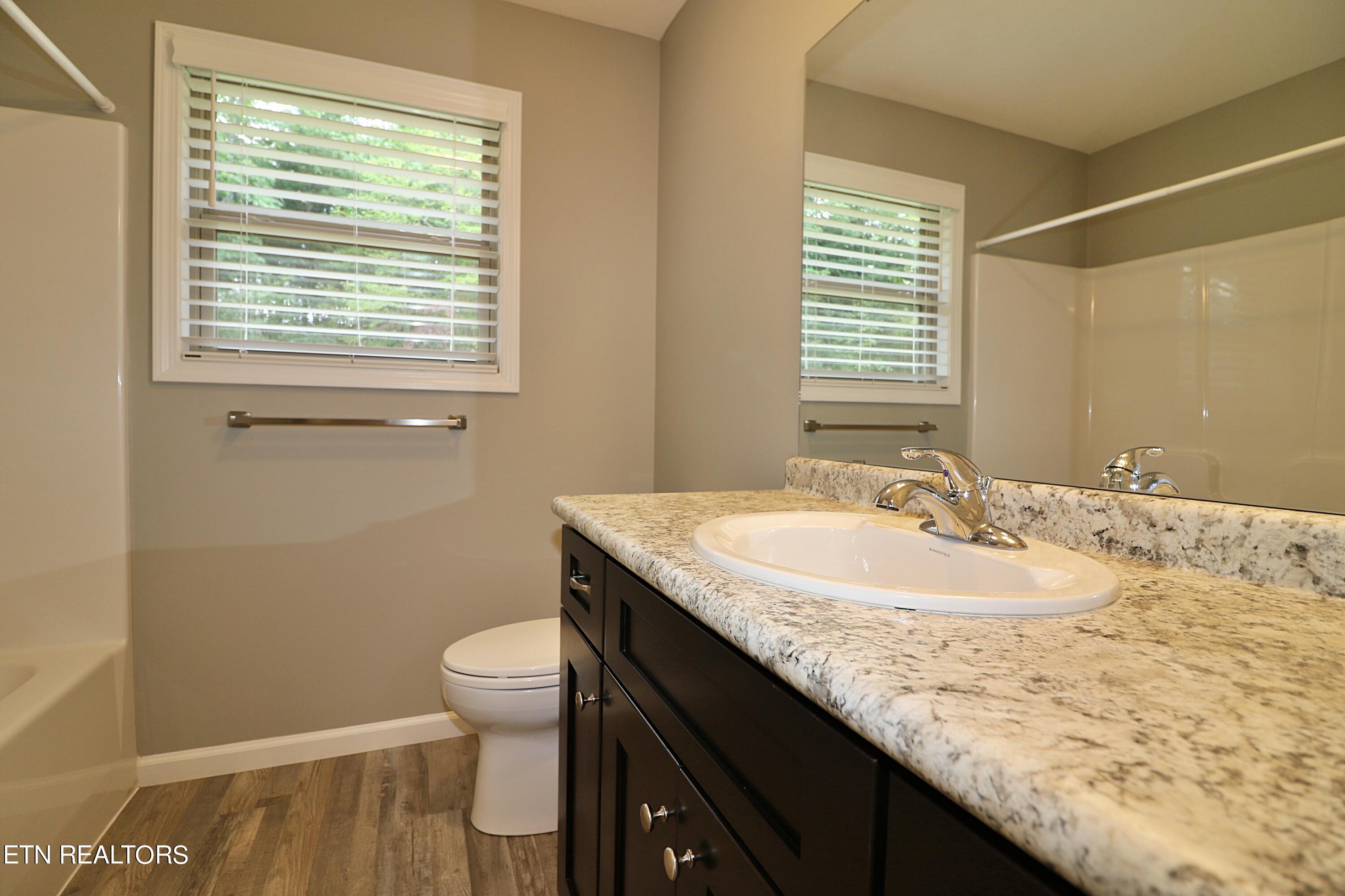 270 Kayla Lane Oneida, TN 37841 - Photo 27 of 56 094A4338