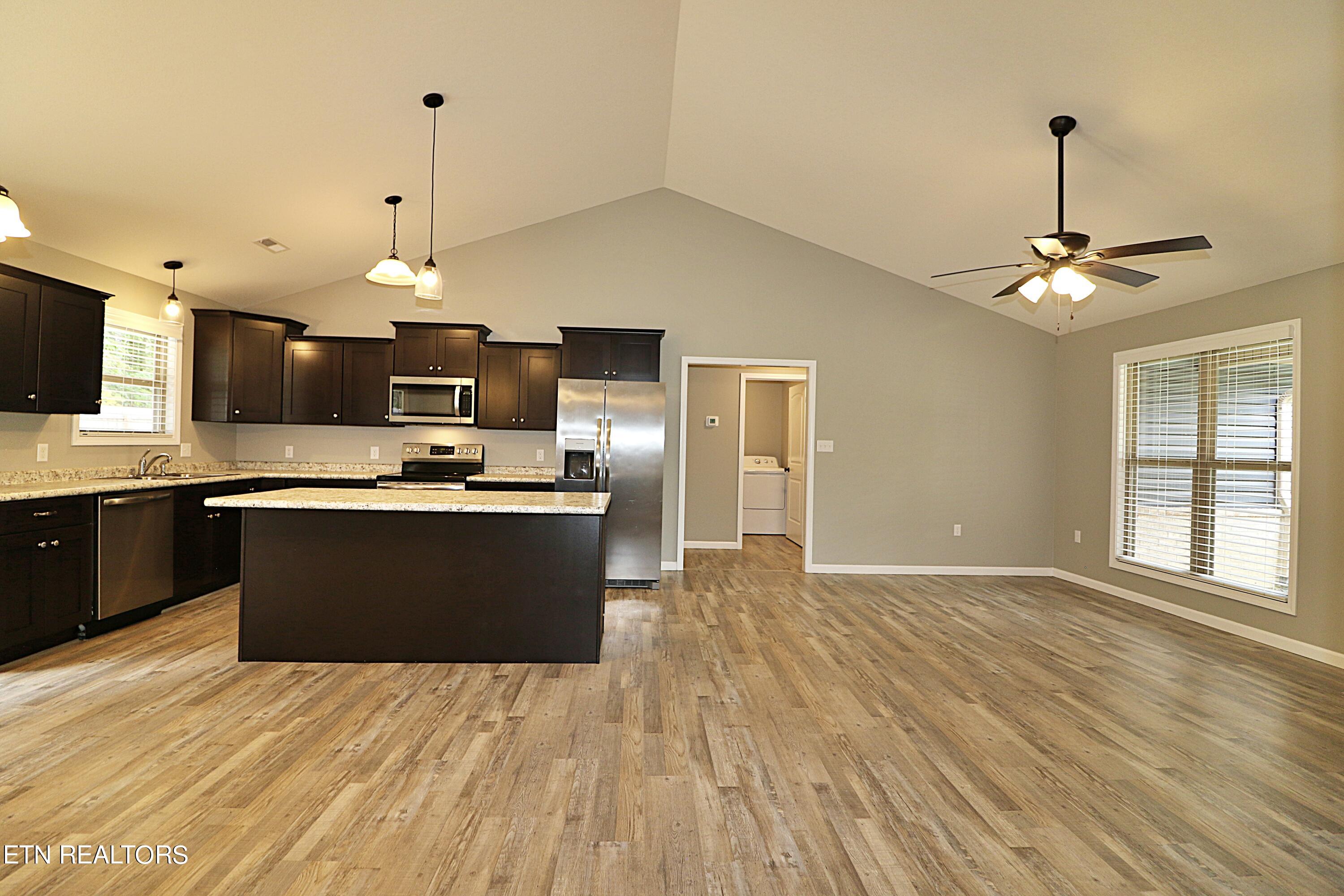 270 Kayla Lane Oneida, TN 37841 - Photo 31 of 56 094A4344