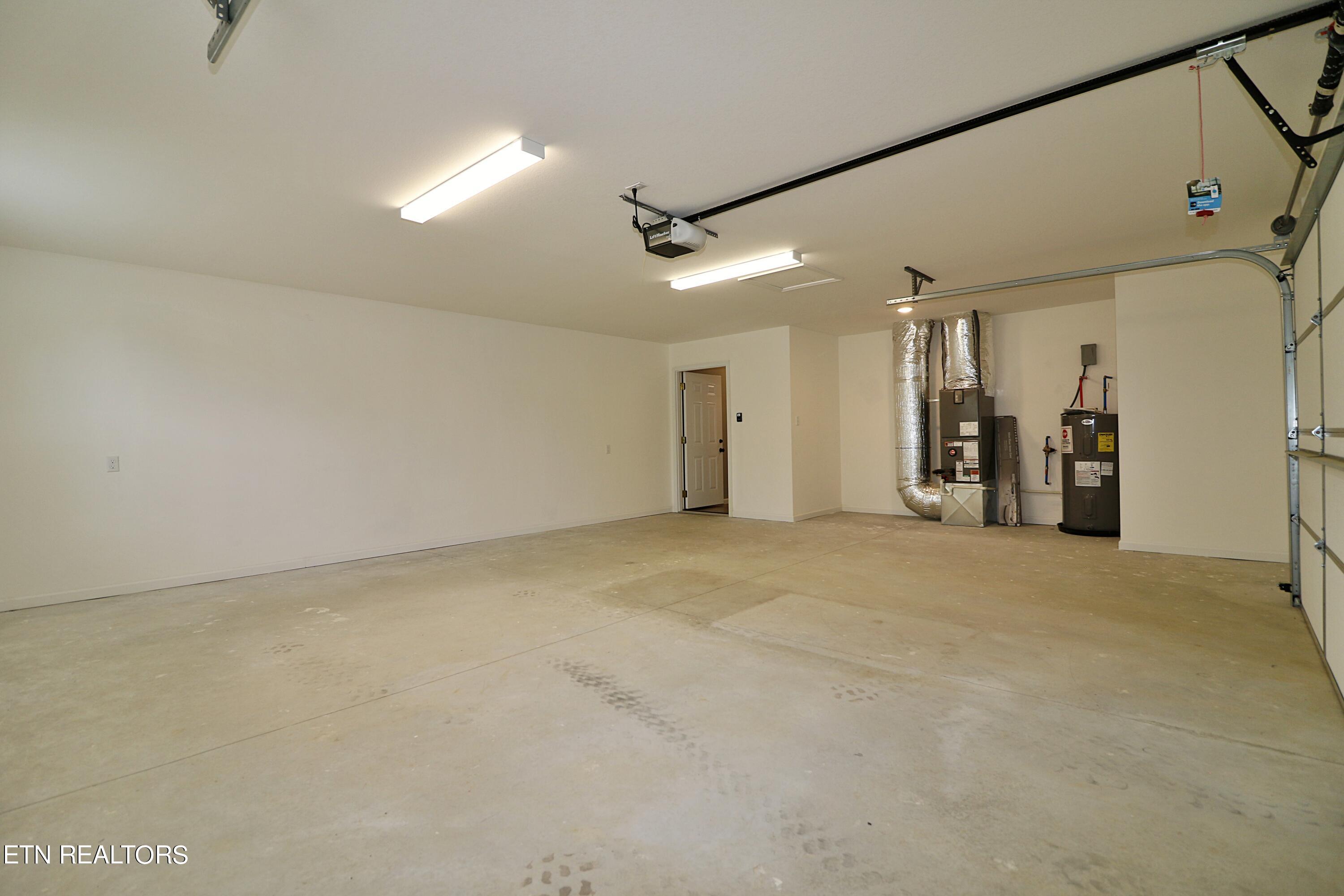 270 Kayla Lane Oneida, TN 37841 - Photo 43 of 56 094A4347