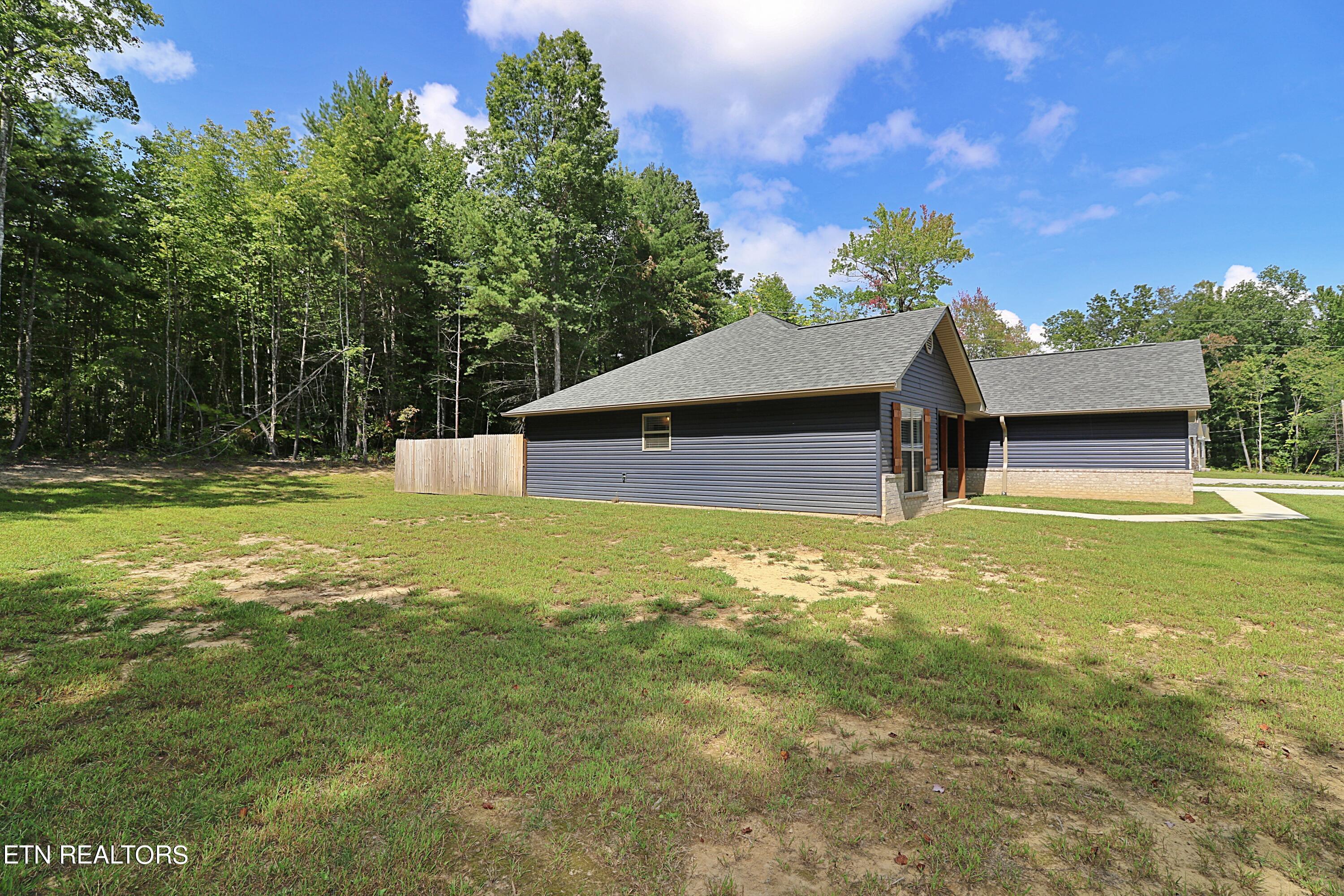 270 Kayla Lane Oneida, TN 37841 - Photo 50 of 56 094A4262