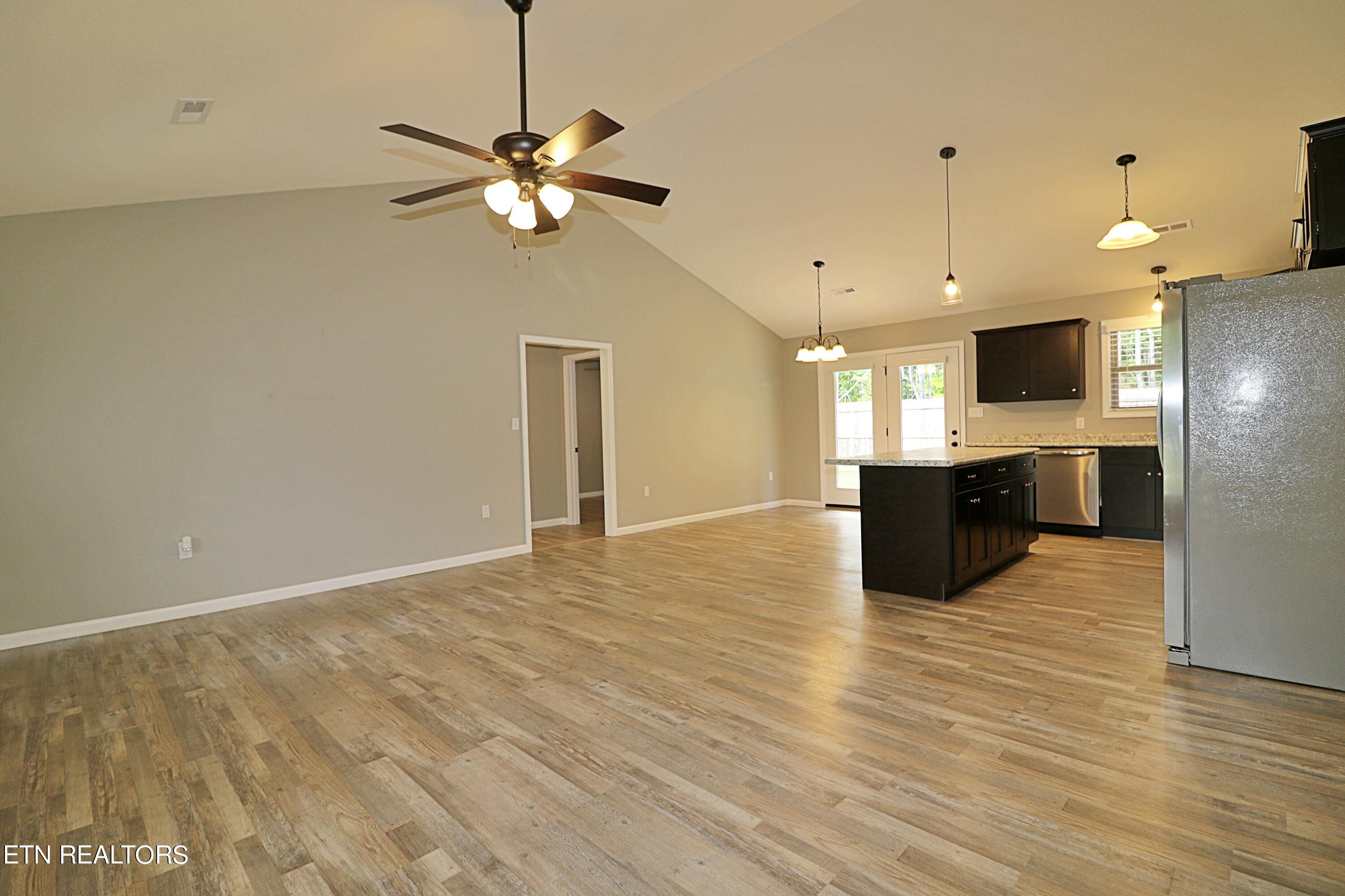 270 Kayla Lane Oneida, TN 37841 - Photo 8 of 56 094A4325