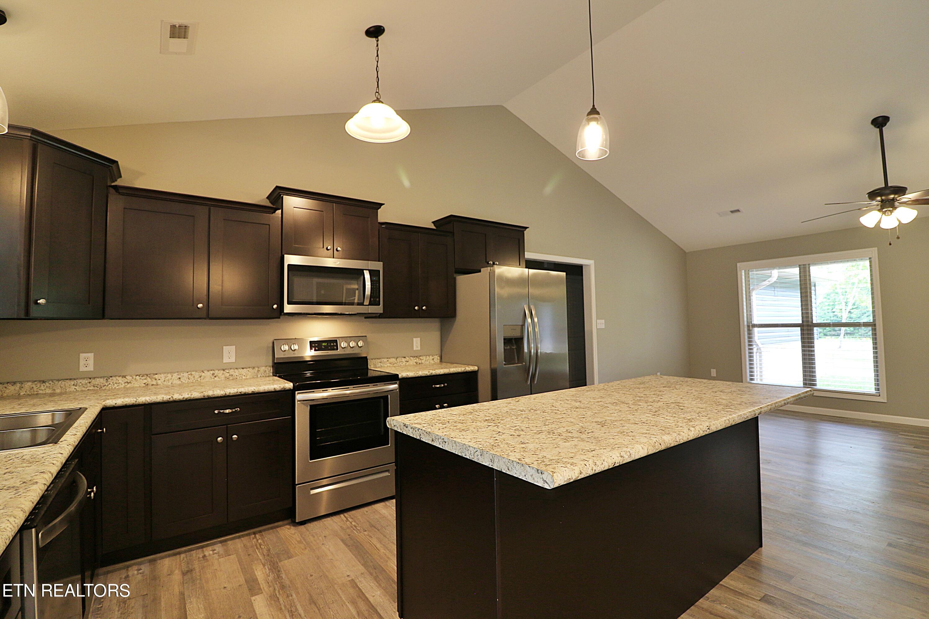 270 Kayla Lane Oneida, TN 37841 - Photo 10 of 56 094A4369