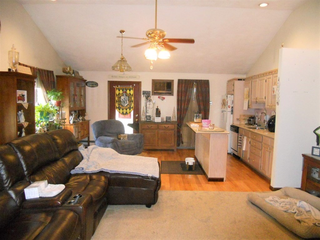 8 View Hill Road Groveland, MA 01834 - Photo 29 of 42 Gallery Image 29