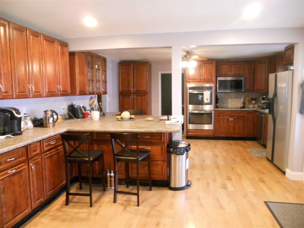 8 View Hill Road Groveland, MA 01834 - Photo 7 of 42 Gallery Image 7