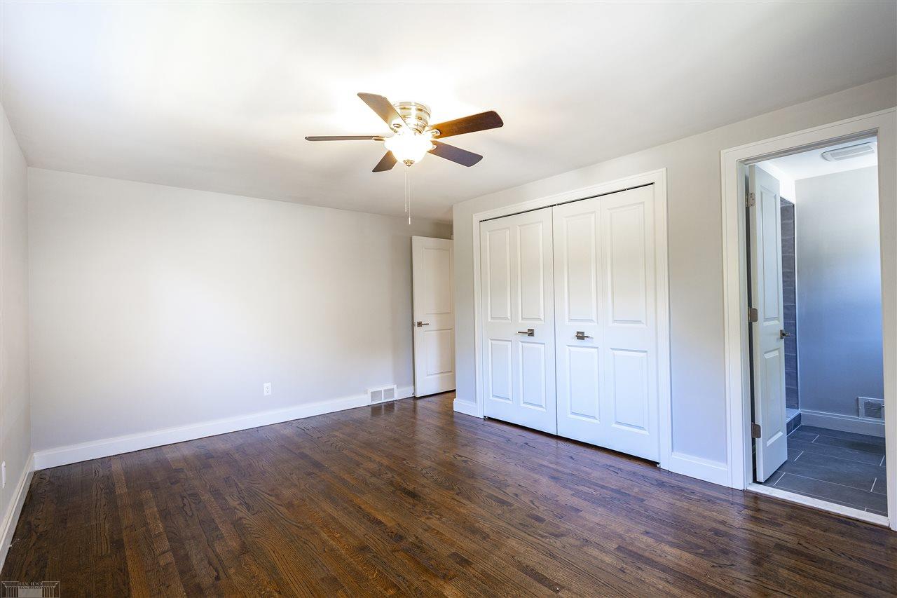 1083 Canterbury Road Grosse Pointe Woods, MI 48236 - Photo 27 of 38