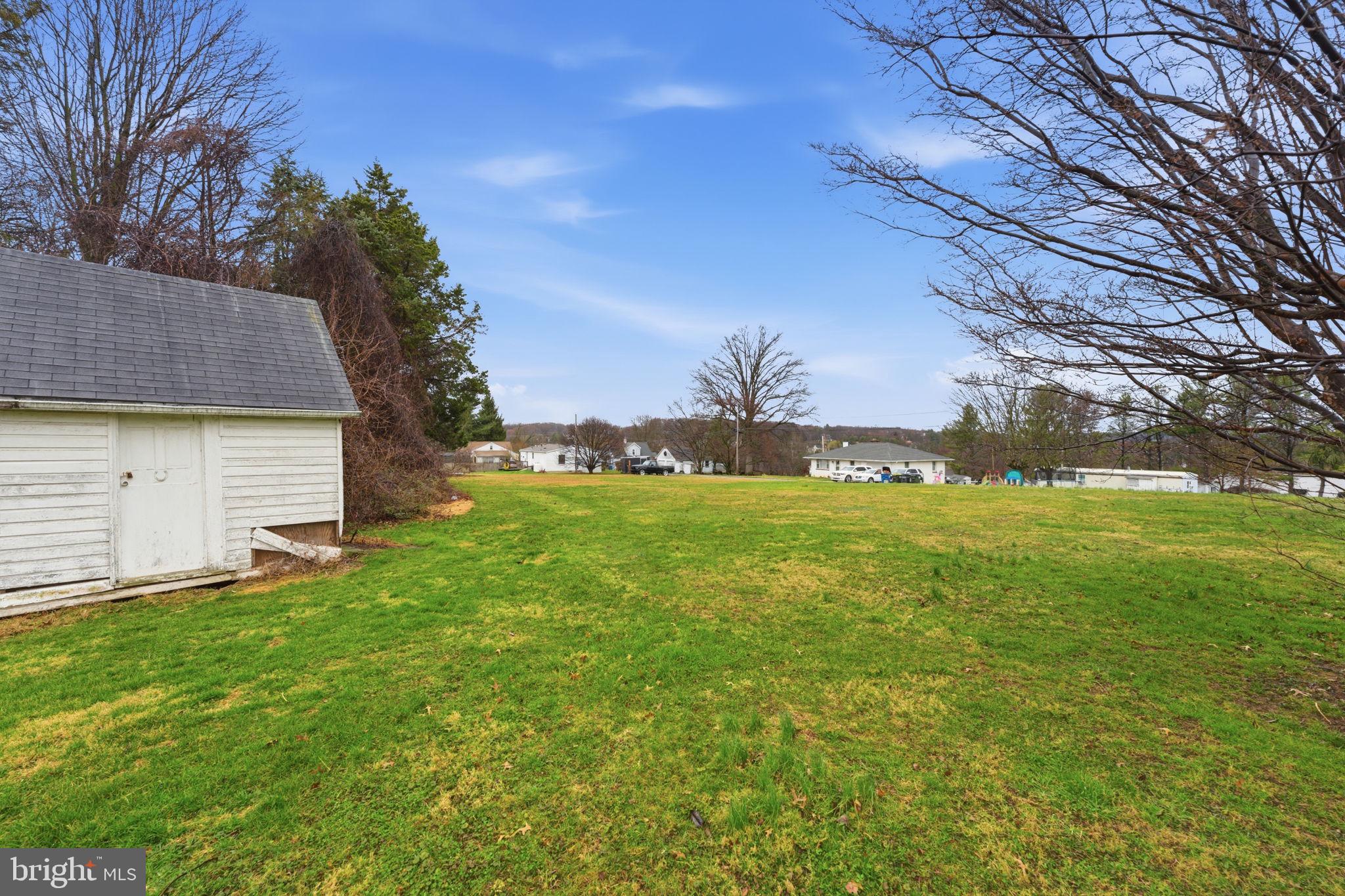 268 Ellicott Road Avondale, PA 19311 - Photo 33 of 42