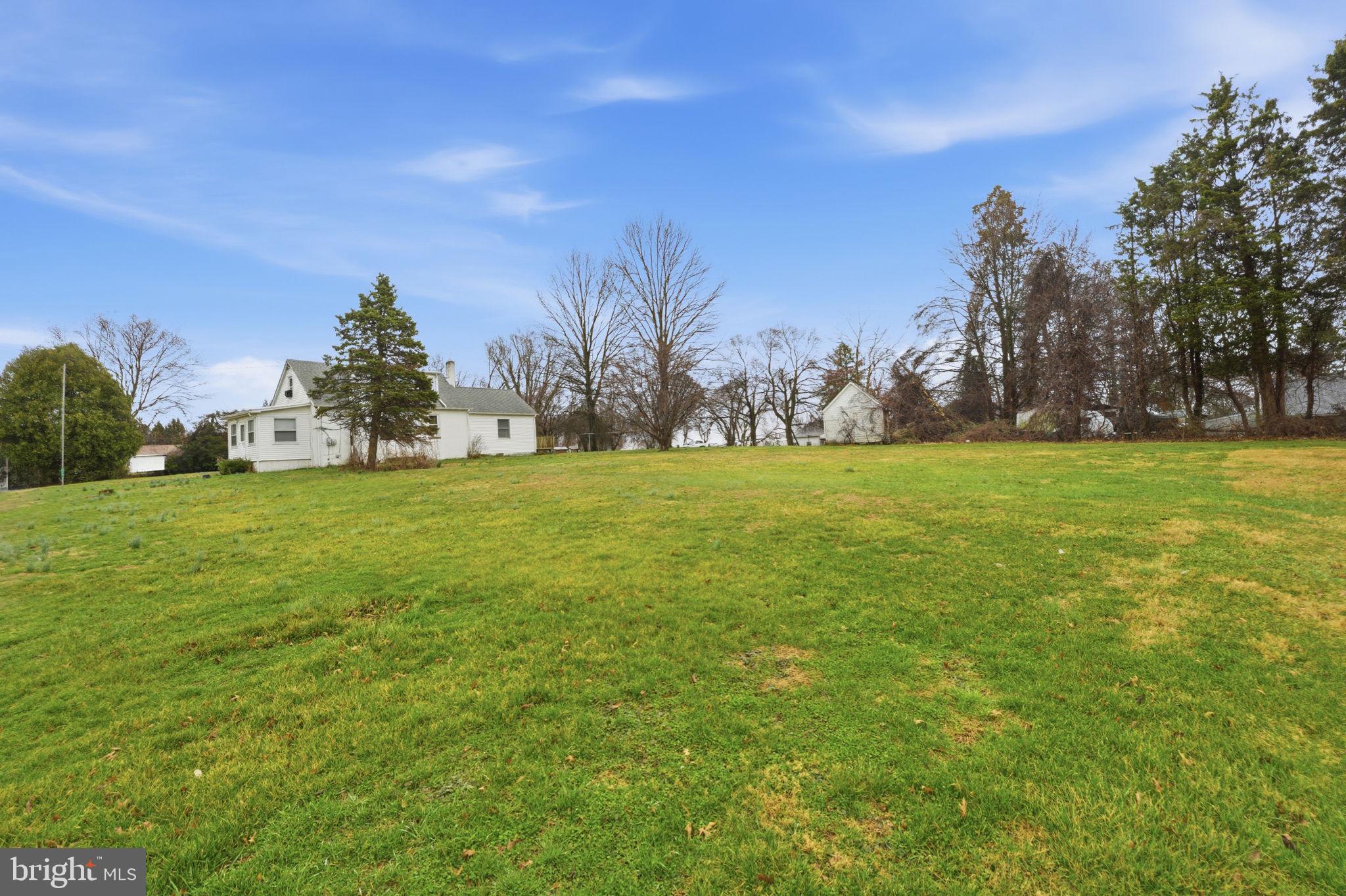268 Ellicott Road Avondale, PA 19311 - Photo 35 of 42