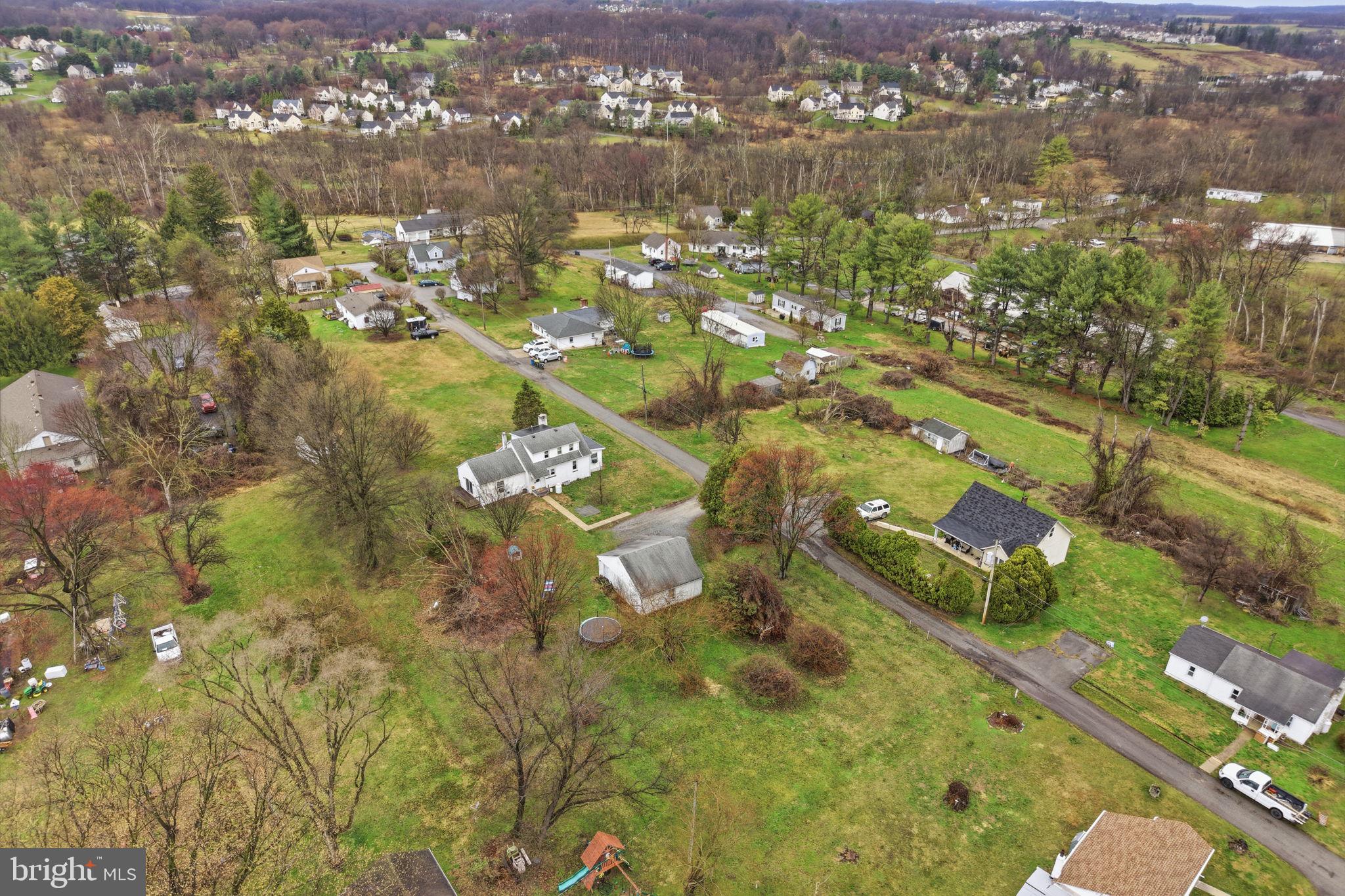 268 Ellicott Road Avondale, PA 19311 - Photo 39 of 42