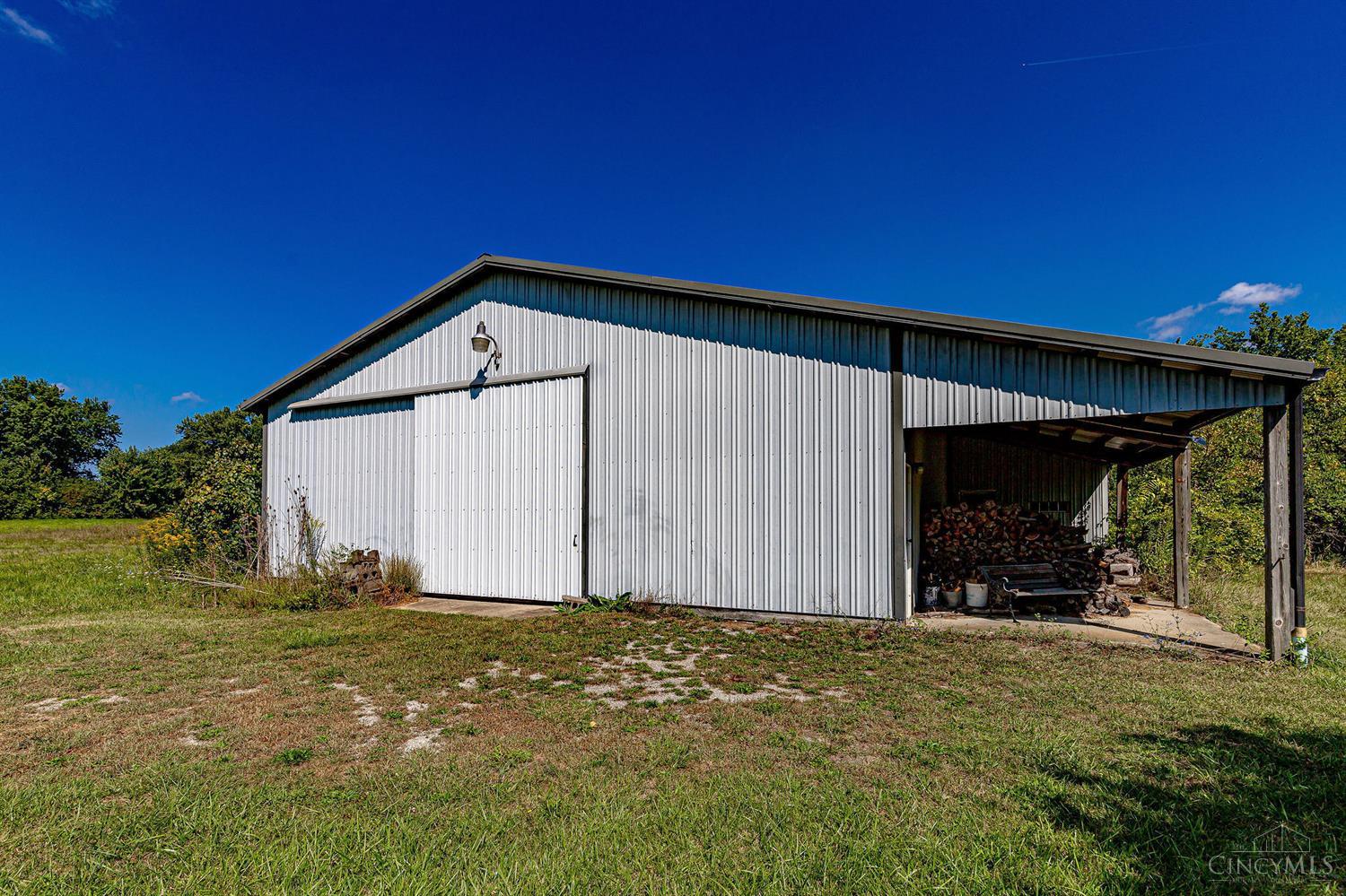 1596 Morman Road Hamilton, OH 45013 - Photo 4 of 38 Gallery Image 4