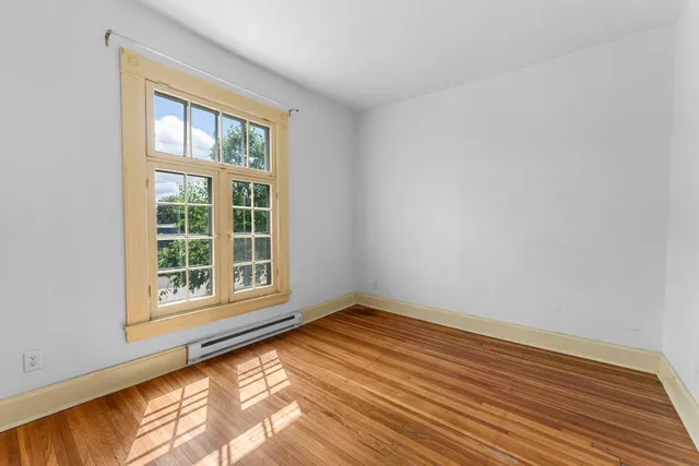 $1,900 | 2559 Aldrich Avenue South, Minneapolis, MN 55405