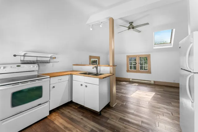 $1,900 | 2559 Aldrich Avenue South, Minneapolis, MN 55405