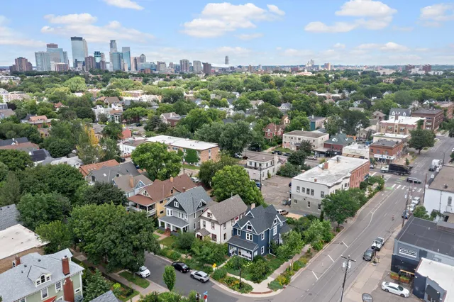 $1,900 | 2559 Aldrich Avenue South, Minneapolis, MN 55405