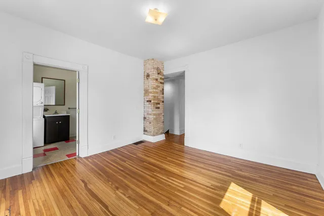 $1,900 | 2559 Aldrich Avenue South, Minneapolis, MN 55405