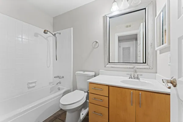 $250,000 | 3815 Guadalupe Street, Unit 303, Austin, TX 78751