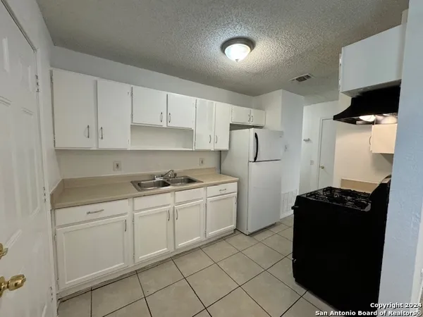 $1,395 | 5523 Indian Desert Street, San Antonio, TX 78242