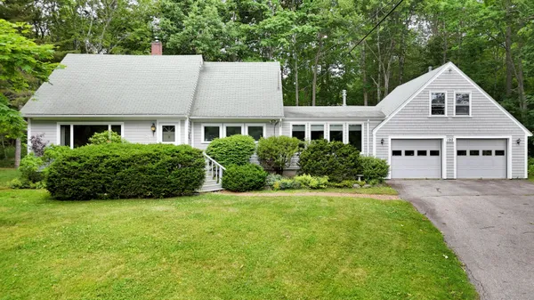 $539,000 | 190 Belfast Road, Camden, ME 04843