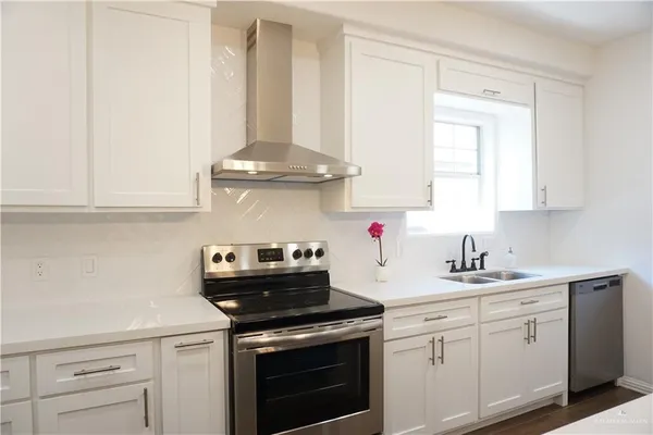 $299,000 | 421 East Redbud Avenue, McAllen, TX 78504