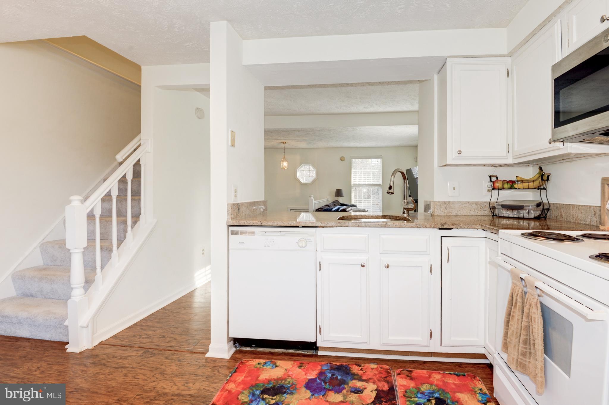 1598 Woodcrest Drive Reston, VA 20194 - Photo 11 of 34