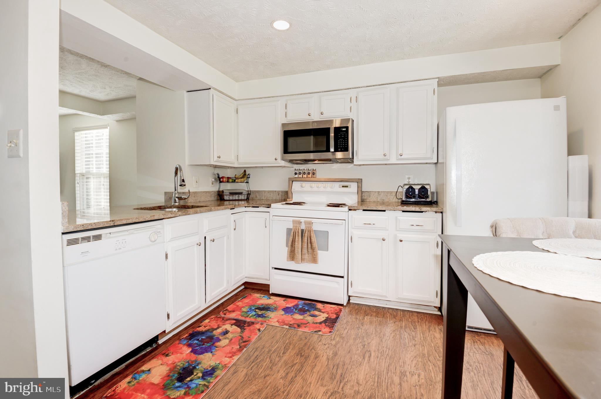 1598 Woodcrest Drive Reston, VA 20194 - Photo 10 of 34