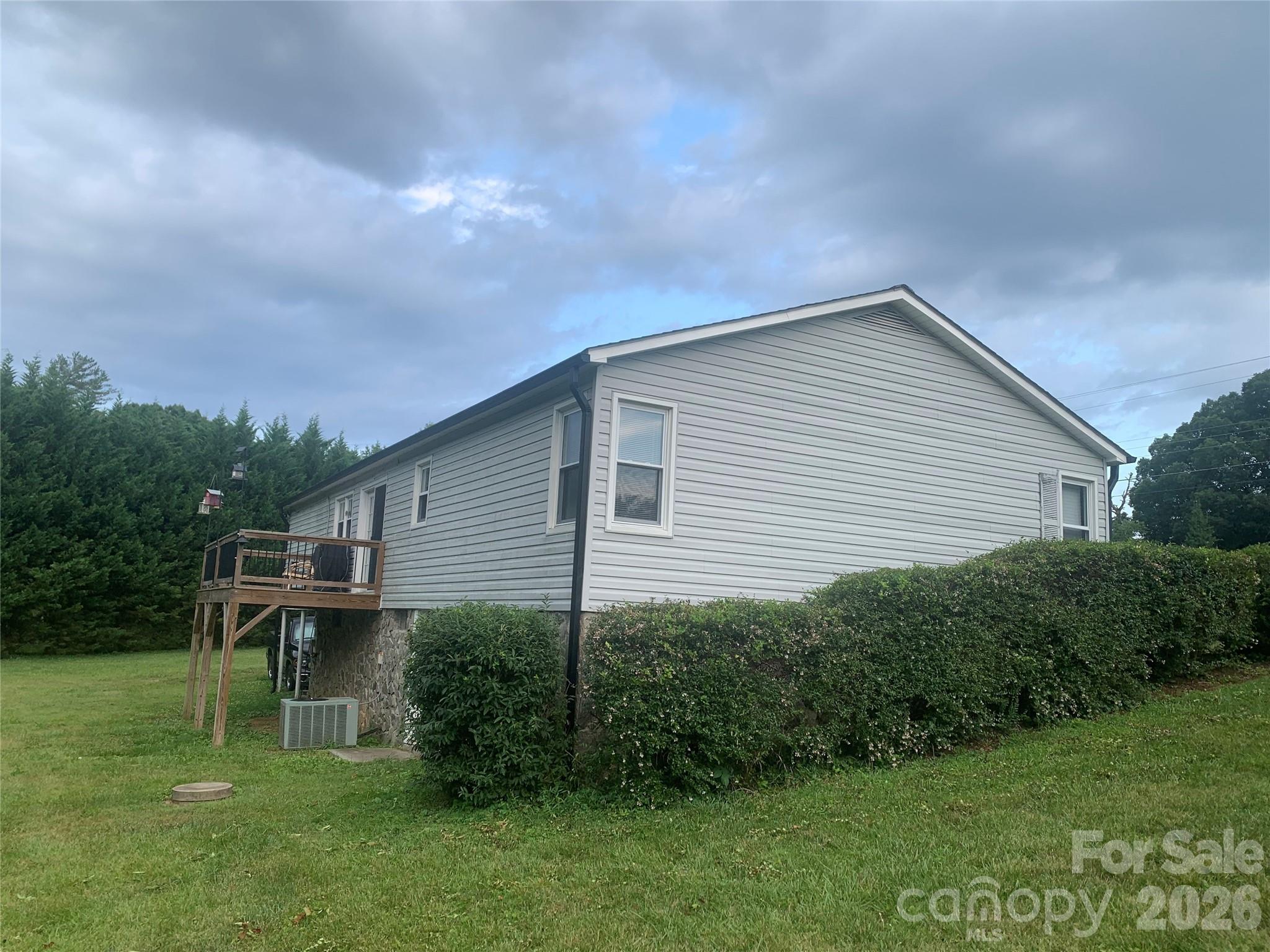 3300 Sheely Road Lenoir, NC 28645 - Photo 13 of 19