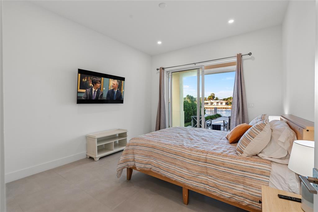 2103 North Riverside Drive Pompano Beach, FL 33062 - Photo 17 of 49