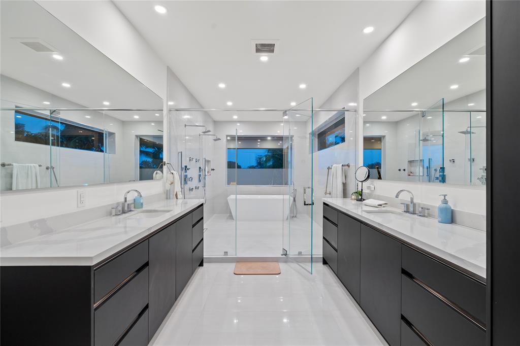 2103 North Riverside Drive Pompano Beach, FL 33062 - Photo 27 of 49