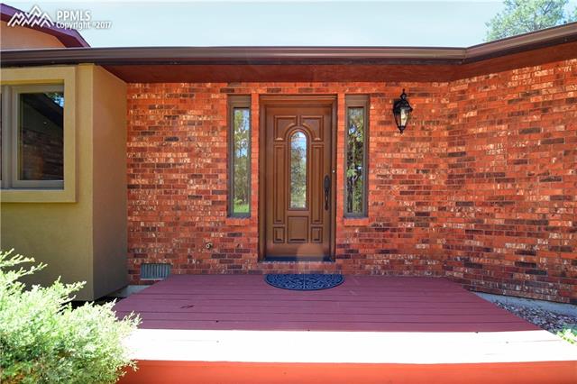 565 Cimarron Road Monument, CO 80132 - Photo 3 of 31 Come on in!