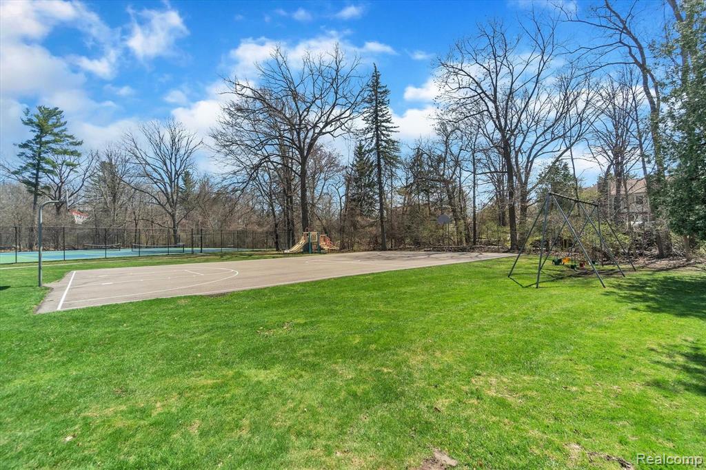 1177 Pine Ridge Court, Unit 135 Rochester Hills, MI 48306 - Photo 41 of 41