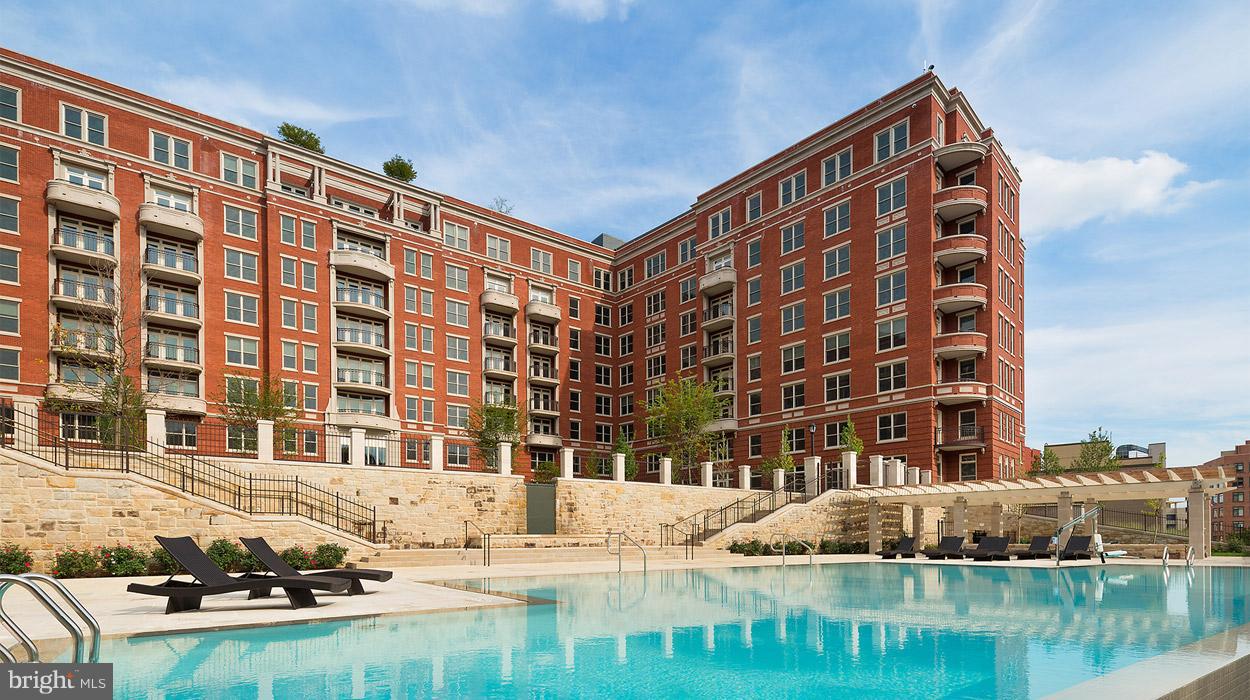 2700 Woodley Road Northwest, Unit VARIES Washington, DC 20008 - Photo 27 of 28 Exterior (Rear)