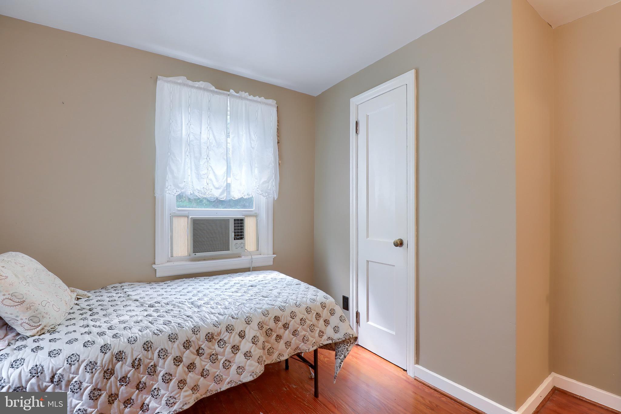 370 Green Valley Road York, PA 17403 - Photo 11 of 26 Gallery Image 11