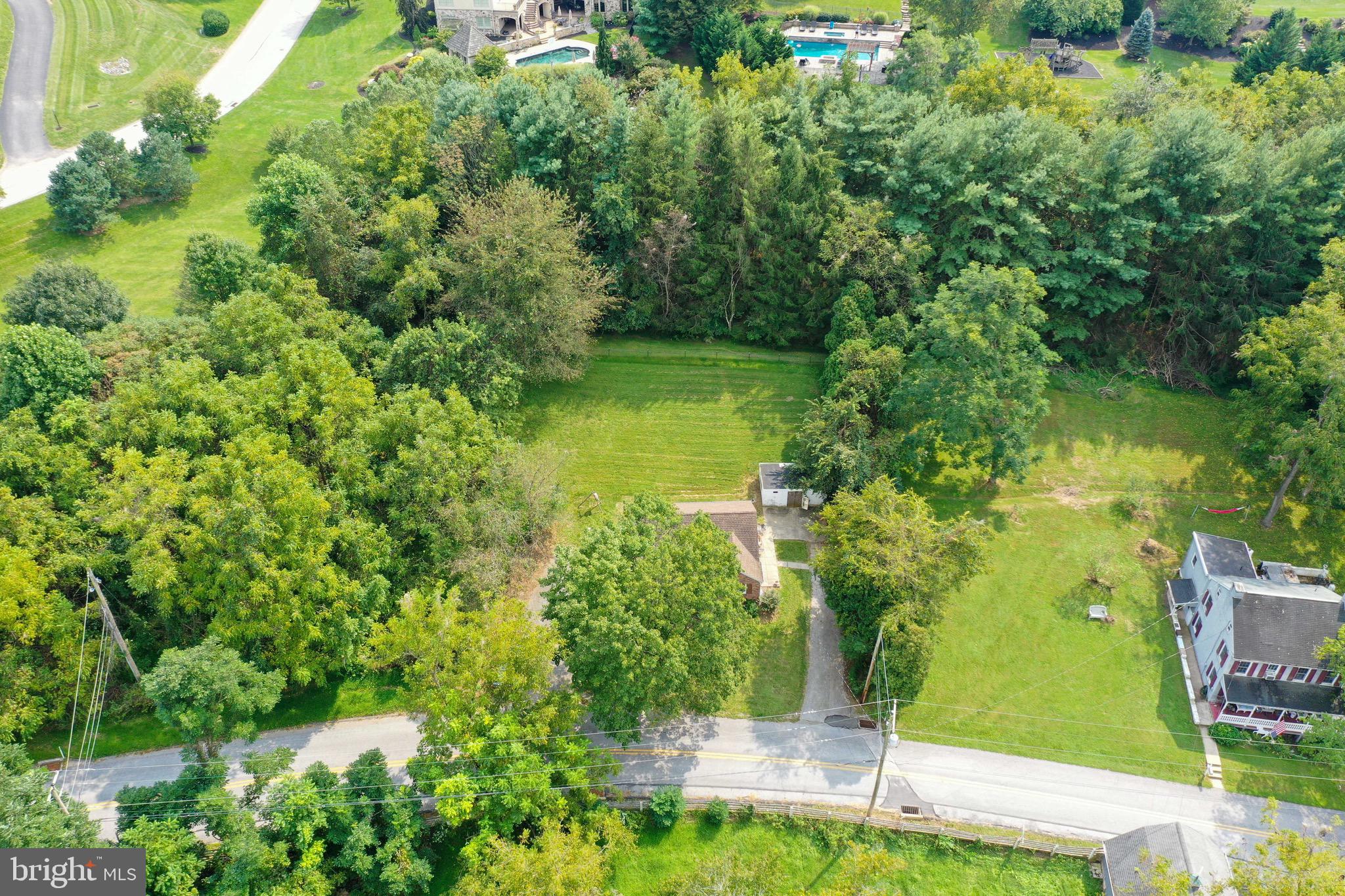 370 Green Valley Road York, PA 17403 - Photo 23 of 26 Gallery Image 23