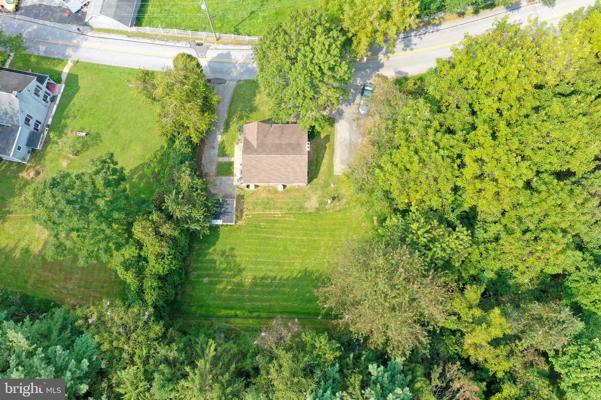 370 Green Valley Road York, PA 17403 - Photo 25 of 26 Gallery Image 25