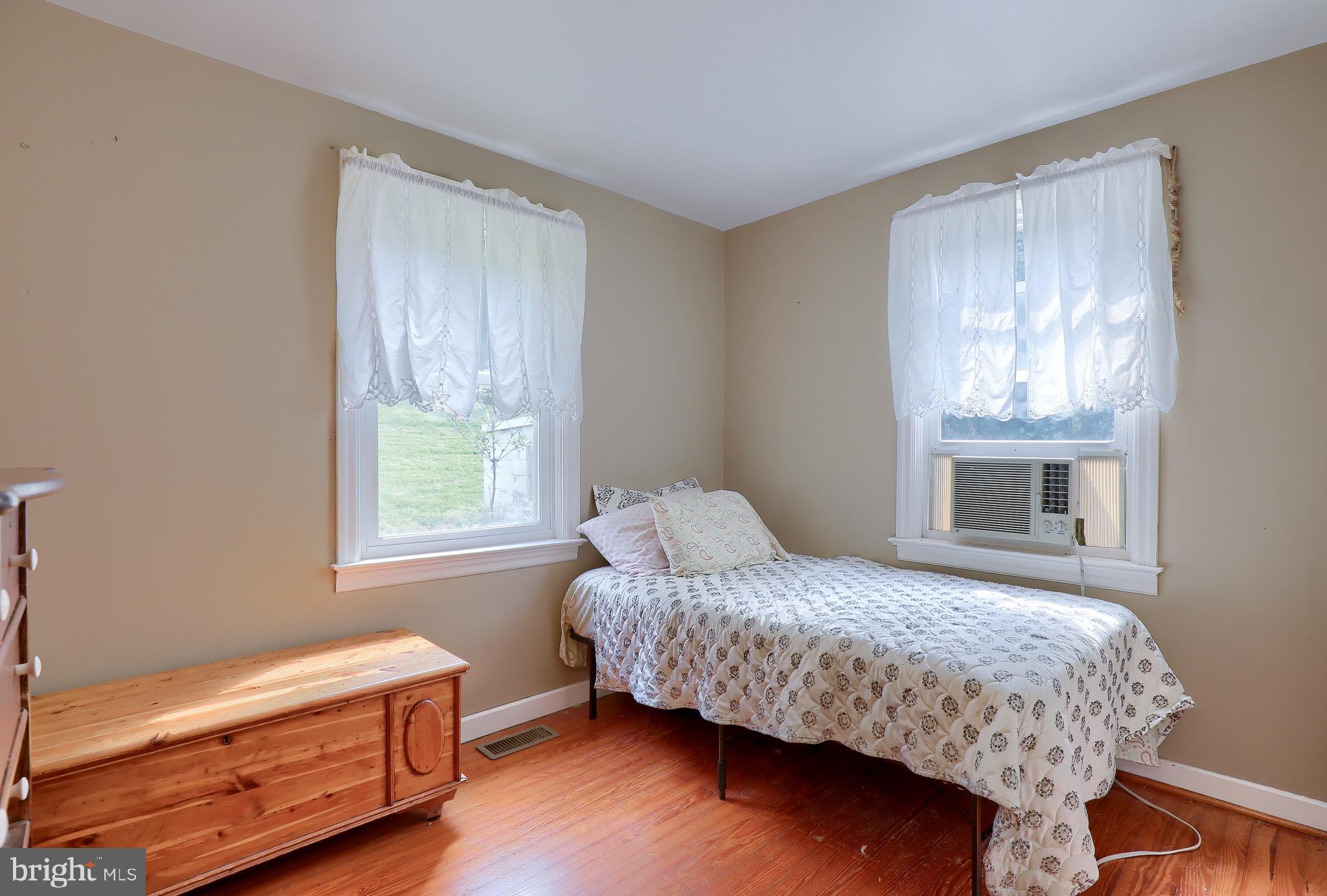 370 Green Valley Road York, PA 17403 - Photo 10 of 26 Gallery Image 10