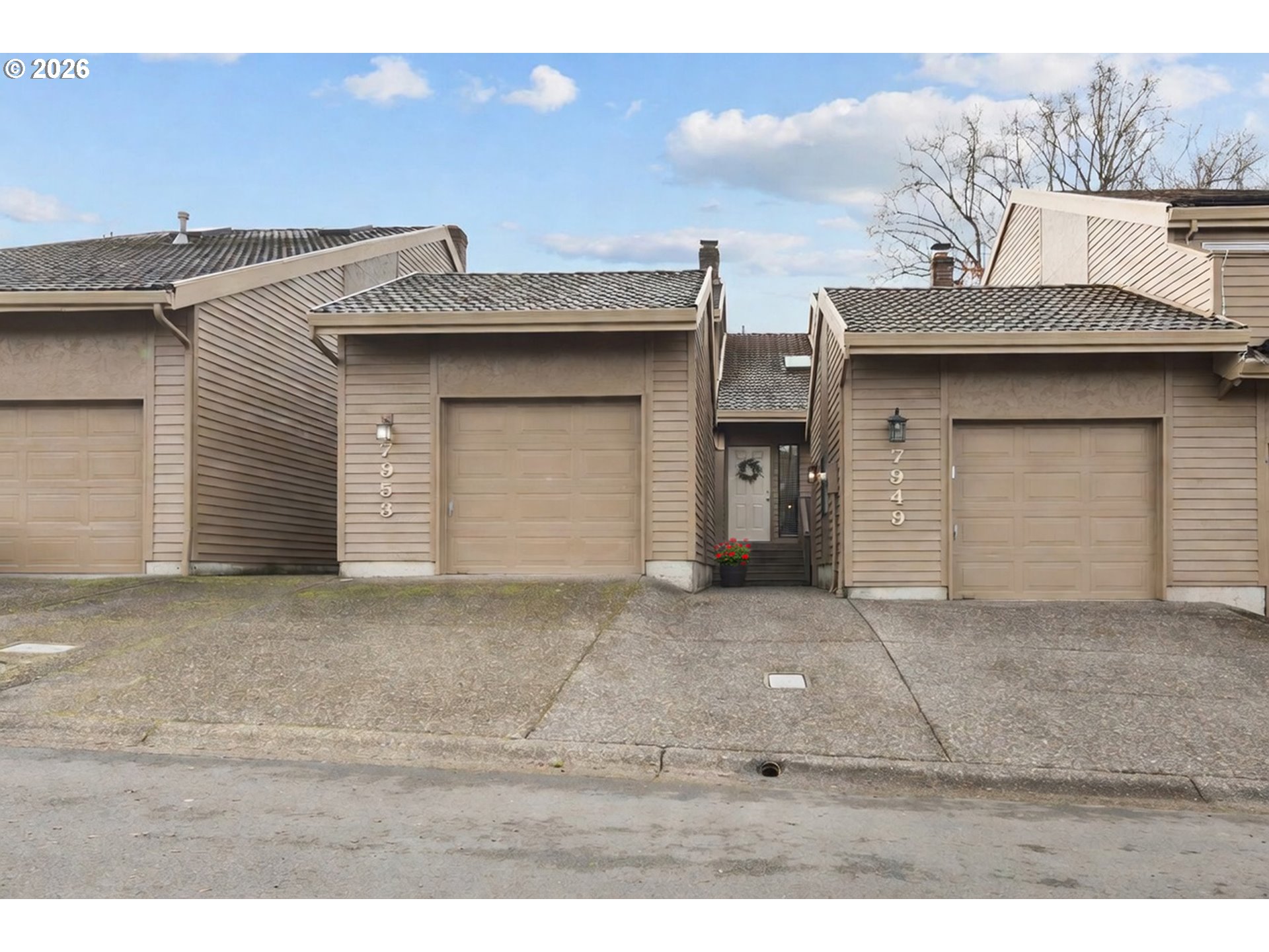 7949 Southwest Connemara Terrace Beaverton, OR 97008 - Photo 2 of 24