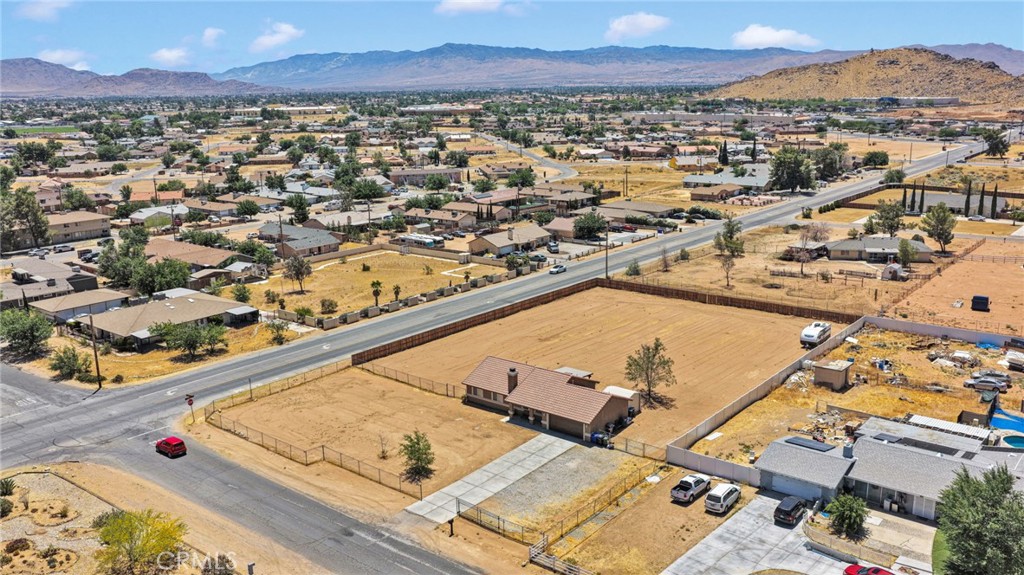 20083 Rimrock Road East Apple Valley, CA 92307 - Photo 35 of 41