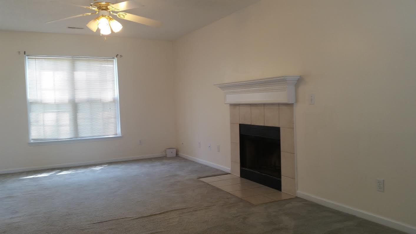 1220 Millbrook Road Summerville, SC 29486 - Photo 5 of 15 Living Area