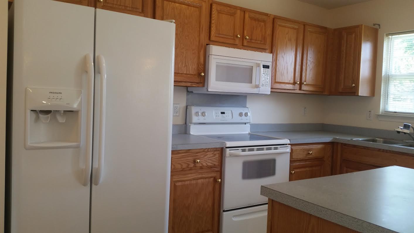 1220 Millbrook Road Summerville, SC 29486 - Photo 6 of 15 Eat-In Kitchen