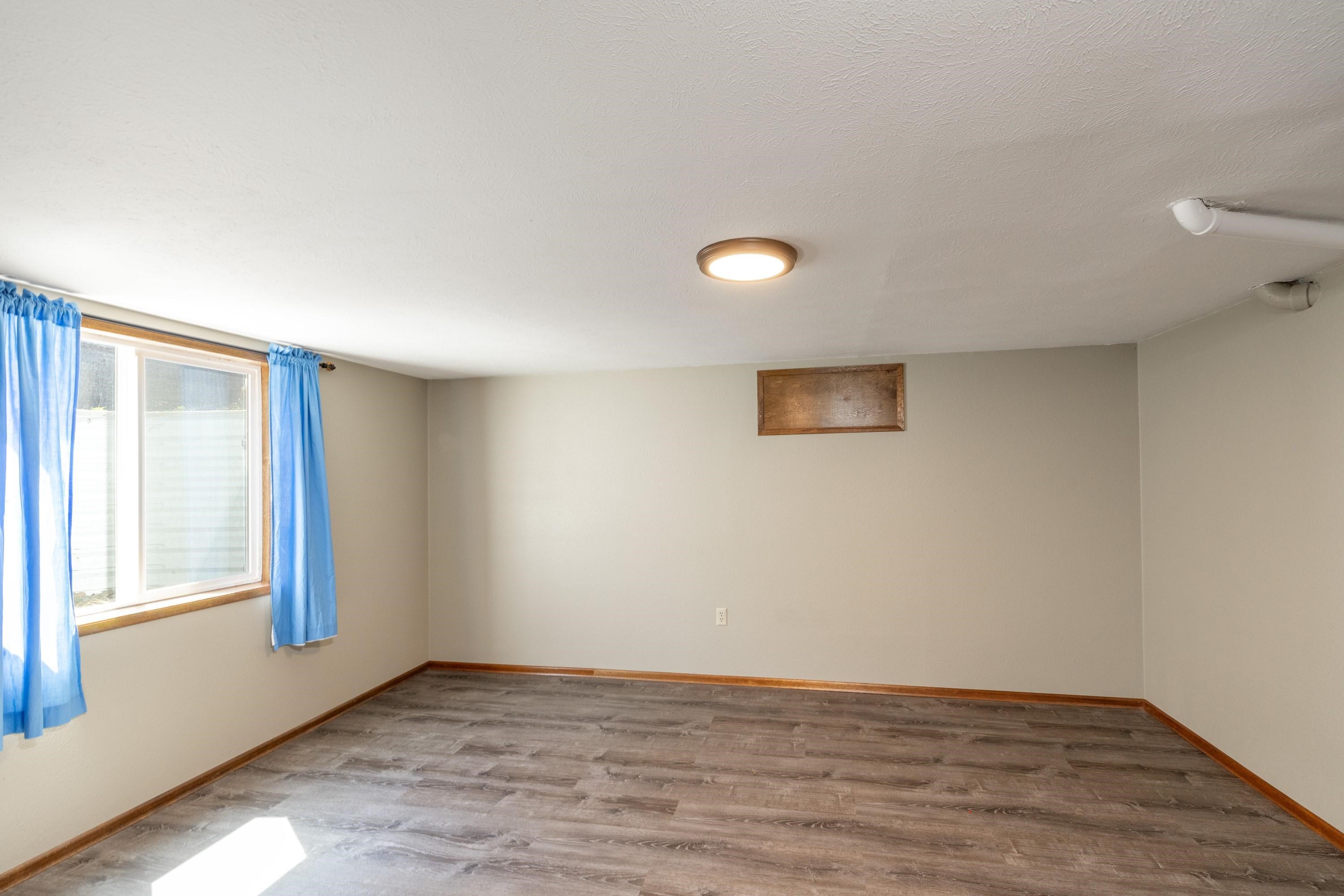 2609 West Waikiki Road Spokane, WA 99218 - Photo 23 of 30