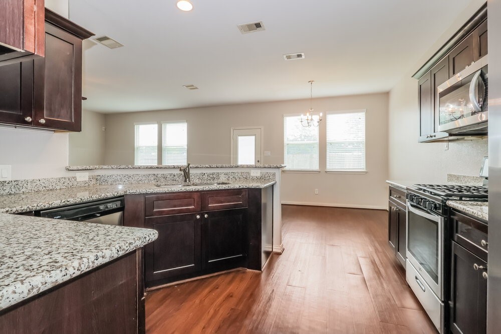 2802 Mesquite Ridge Drive Houston, TX 77073 - Photo 8 of 17