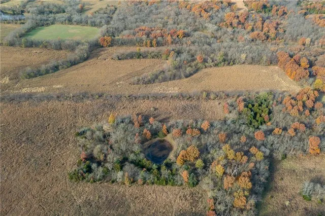 $390,500 | Tbd West Oak Street, Breckenridge, MO 64625