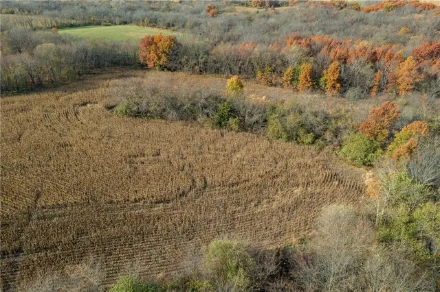 $390,500 | Tbd West Oak Street, Breckenridge, MO 64625