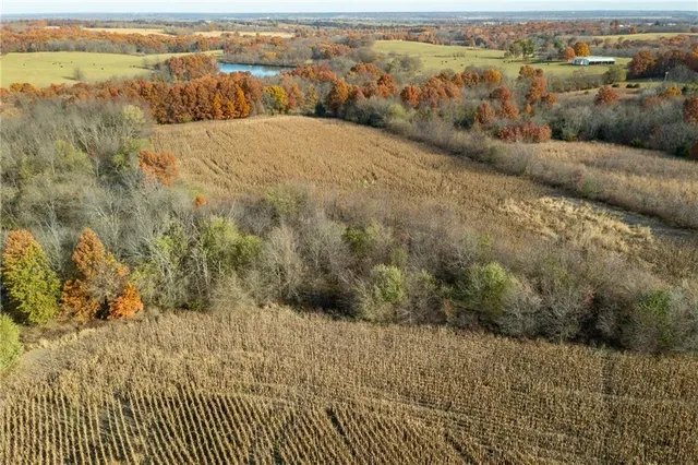 $390,500 | Tbd West Oak Street, Breckenridge, MO 64625