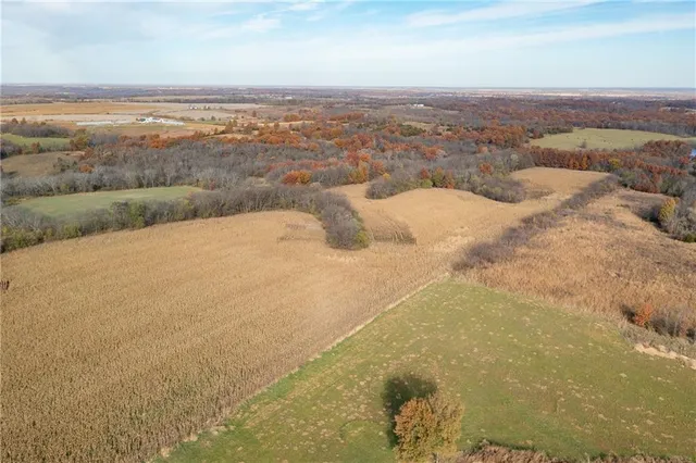 $390,500 | Tbd West Oak Street, Breckenridge, MO 64625