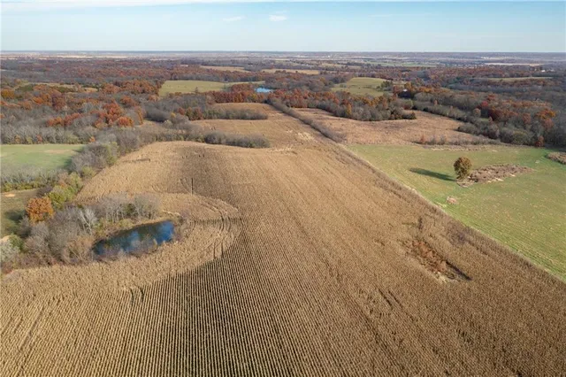 $390,500 | Tbd West Oak Street, Breckenridge, MO 64625