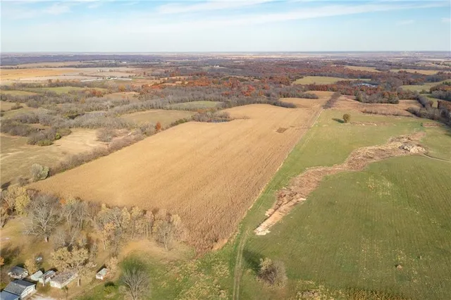 $390,500 | Tbd West Oak Street, Breckenridge, MO 64625