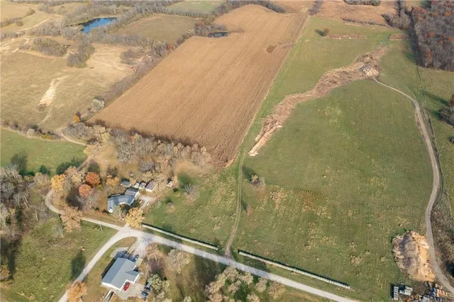 $390,500 | Tbd West Oak Street, Breckenridge, MO 64625