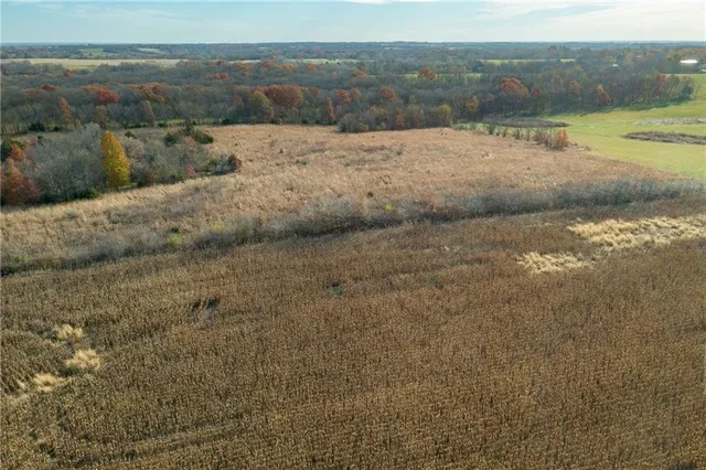 $390,500 | Tbd West Oak Street, Breckenridge, MO 64625