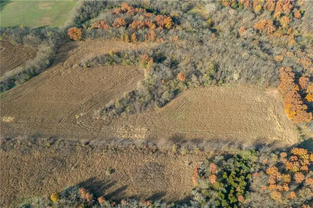 $390,500 | Tbd West Oak Street, Breckenridge, MO 64625